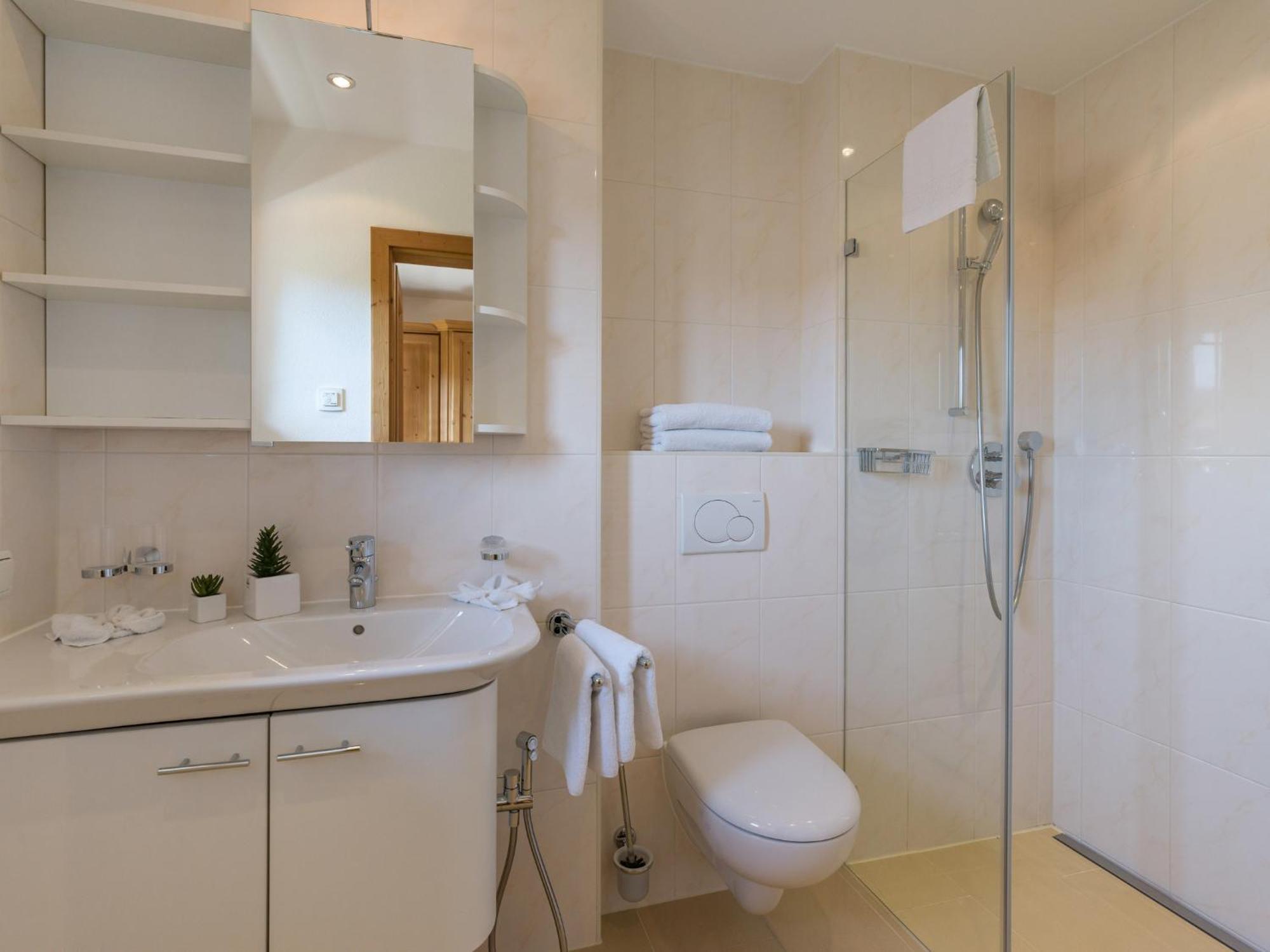 Landhaus Kitzhorn Appartement Hahnenkamm - By Nv-Appartements 基茨比厄尔 外观 照片